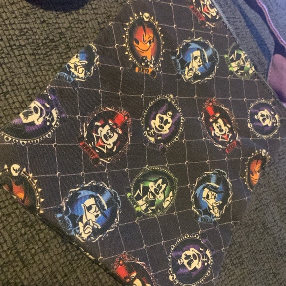 Disney Parks Mickey and Friends Halloween Haunted Mansion Crossbody Bag - Picture 5 of 8